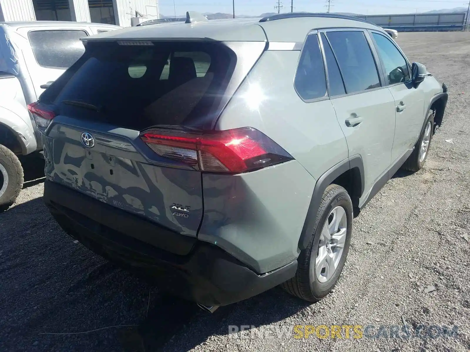 4 Photograph of a damaged car 2T3P1RFV2LC089445 TOYOTA RAV4 2020