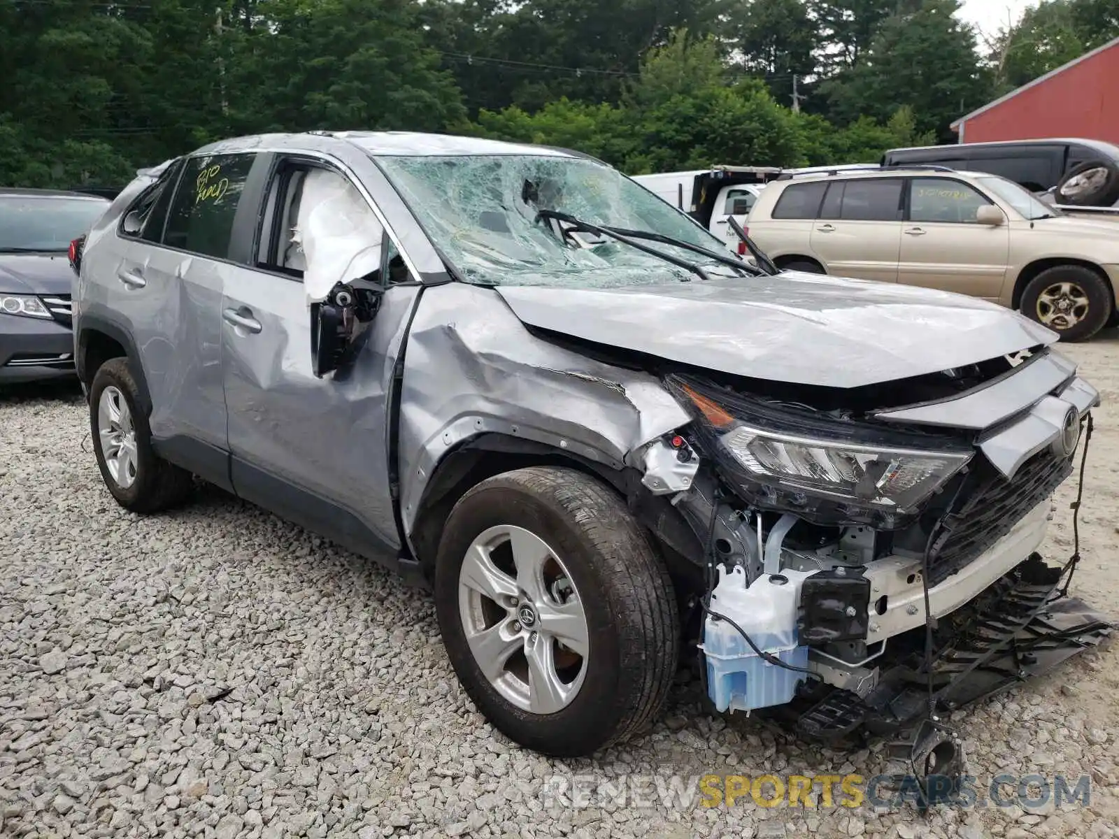 1 Photograph of a damaged car 2T3P1RFV2LC091051 TOYOTA RAV4 2020