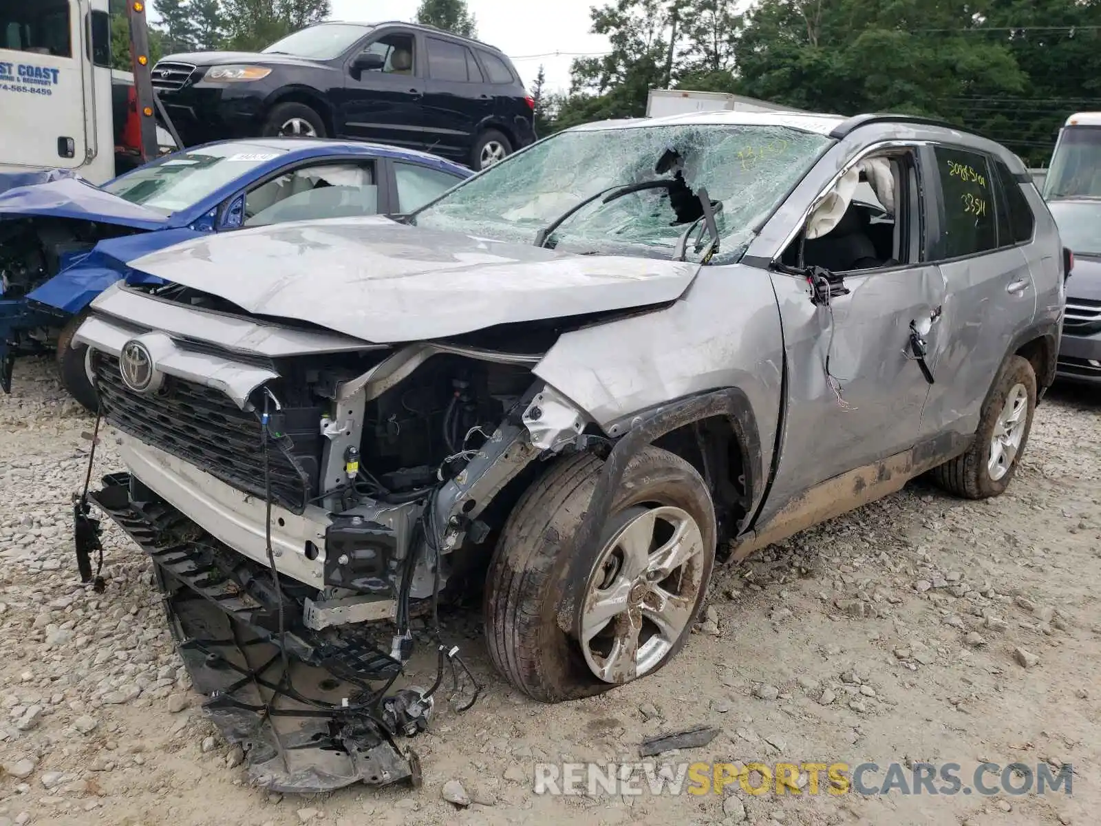 2 Photograph of a damaged car 2T3P1RFV2LC091051 TOYOTA RAV4 2020