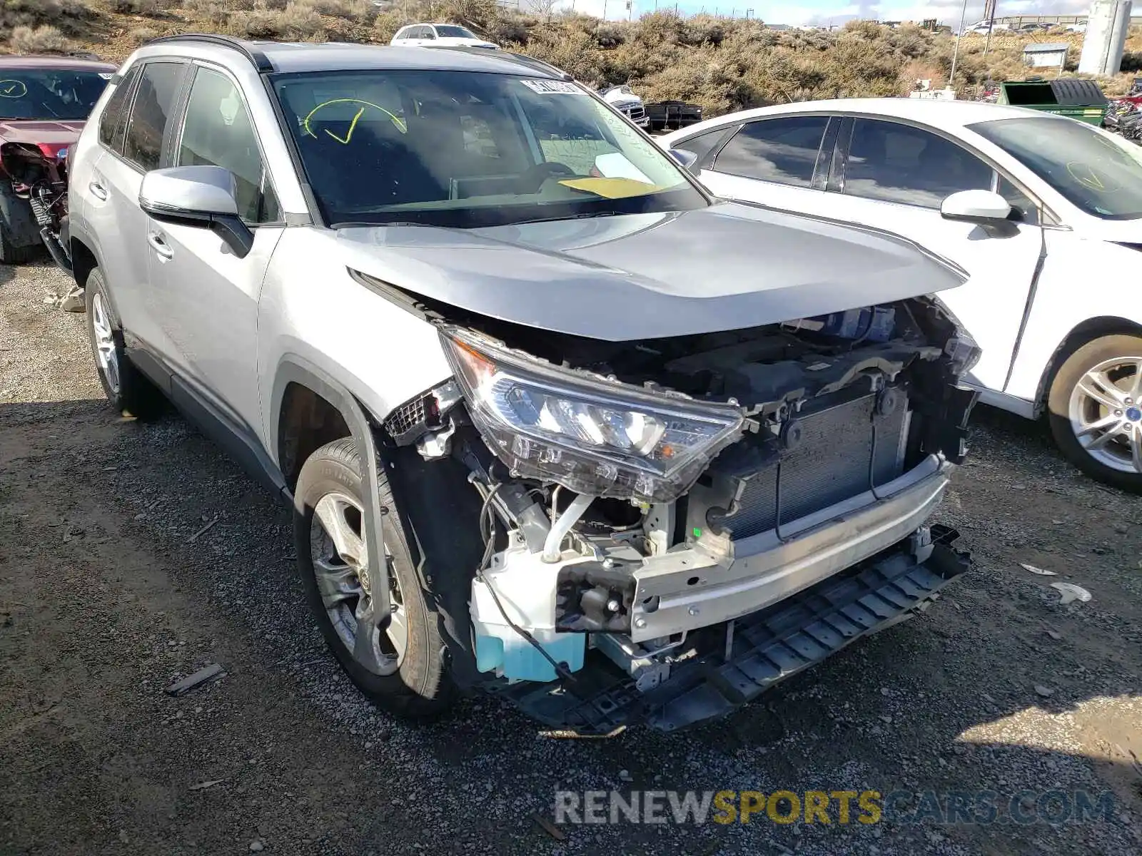 1 Photograph of a damaged car 2T3P1RFV2LC099828 TOYOTA RAV4 2020