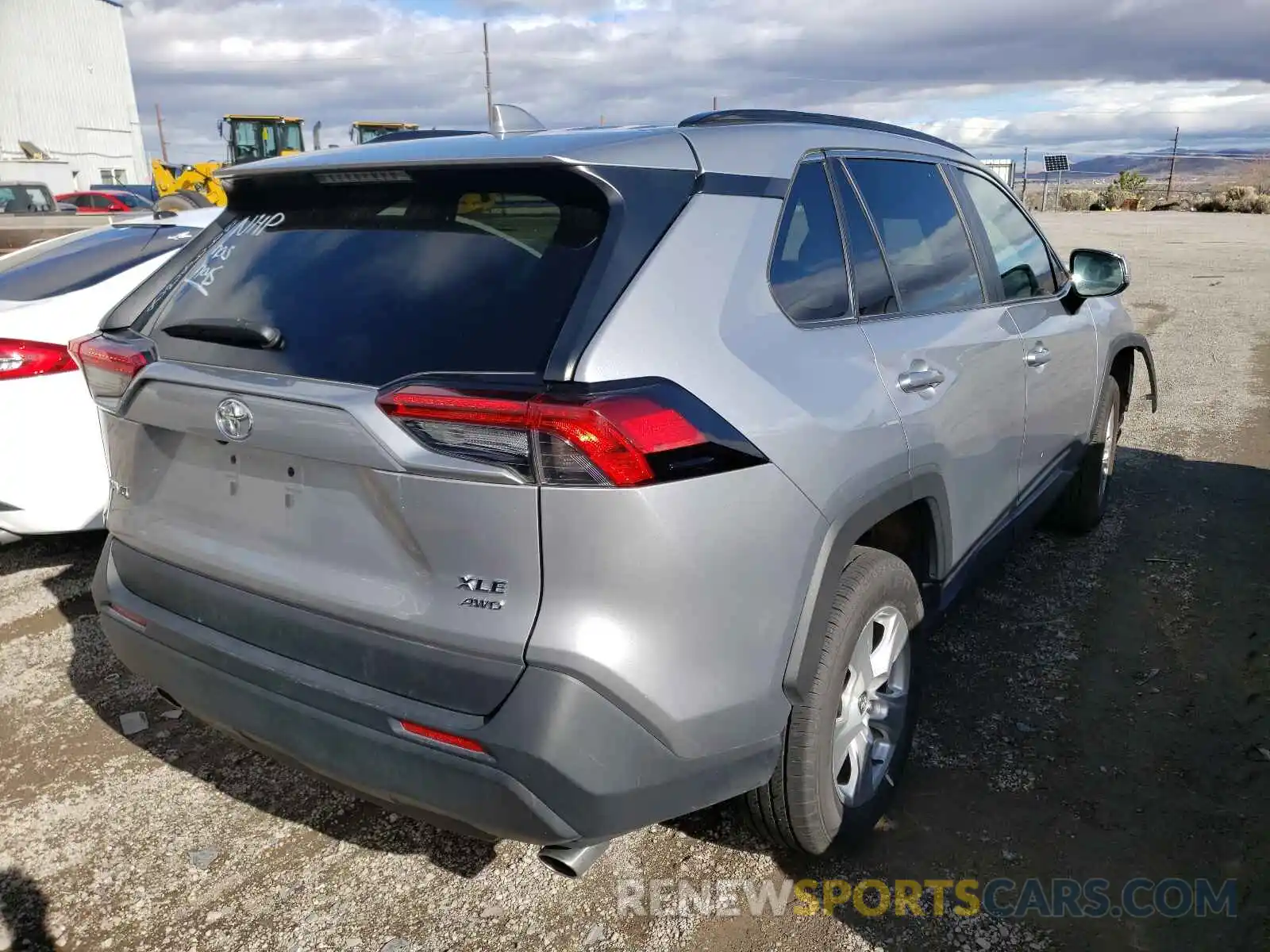 4 Photograph of a damaged car 2T3P1RFV2LC099828 TOYOTA RAV4 2020