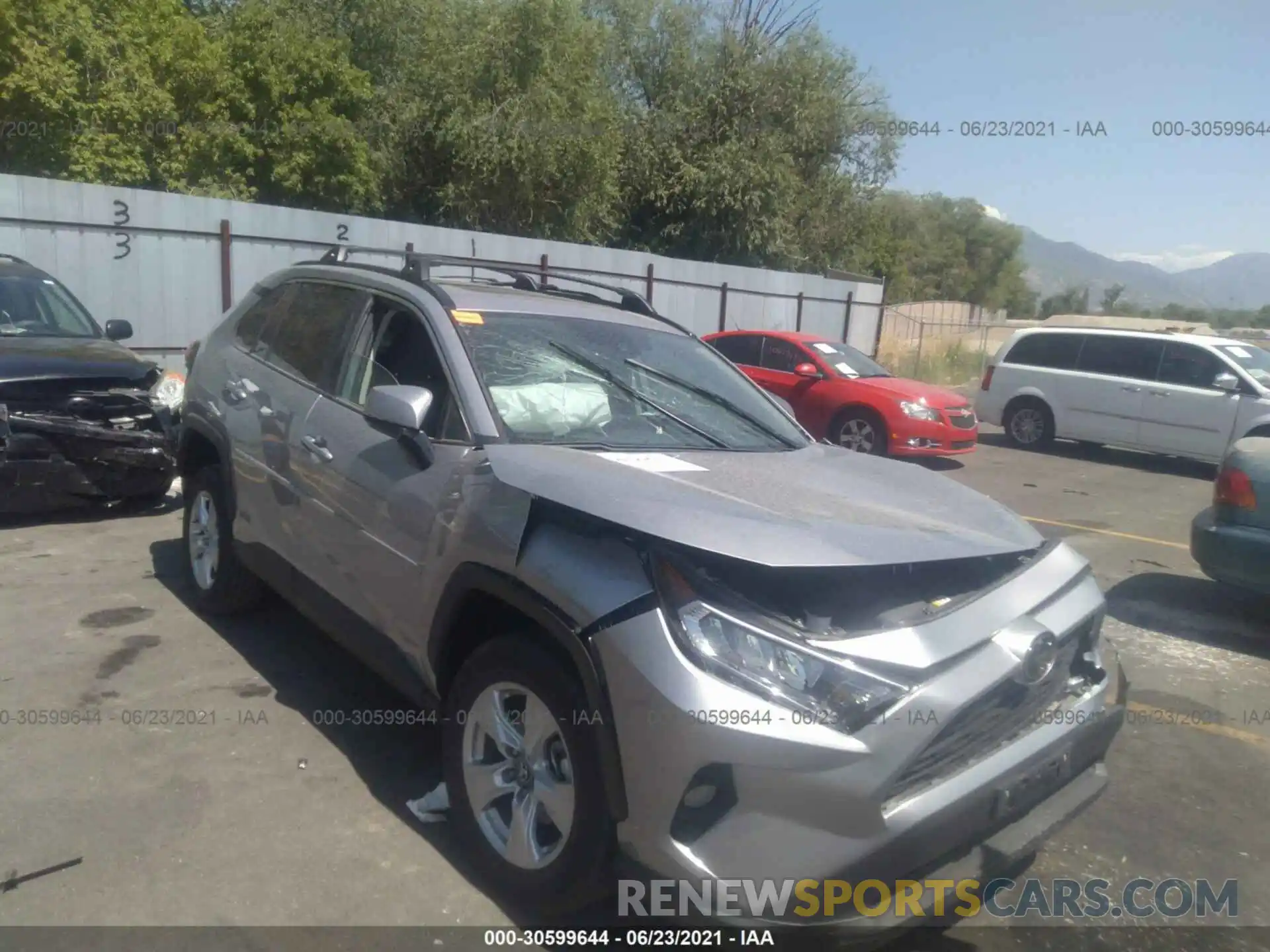 1 Photograph of a damaged car 2T3P1RFV2LC104185 TOYOTA RAV4 2020