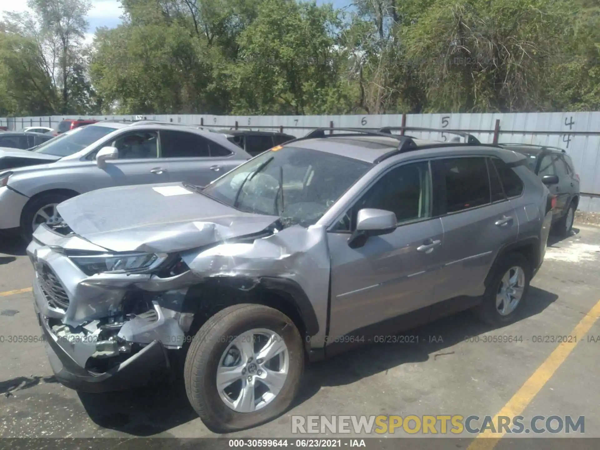 2 Photograph of a damaged car 2T3P1RFV2LC104185 TOYOTA RAV4 2020