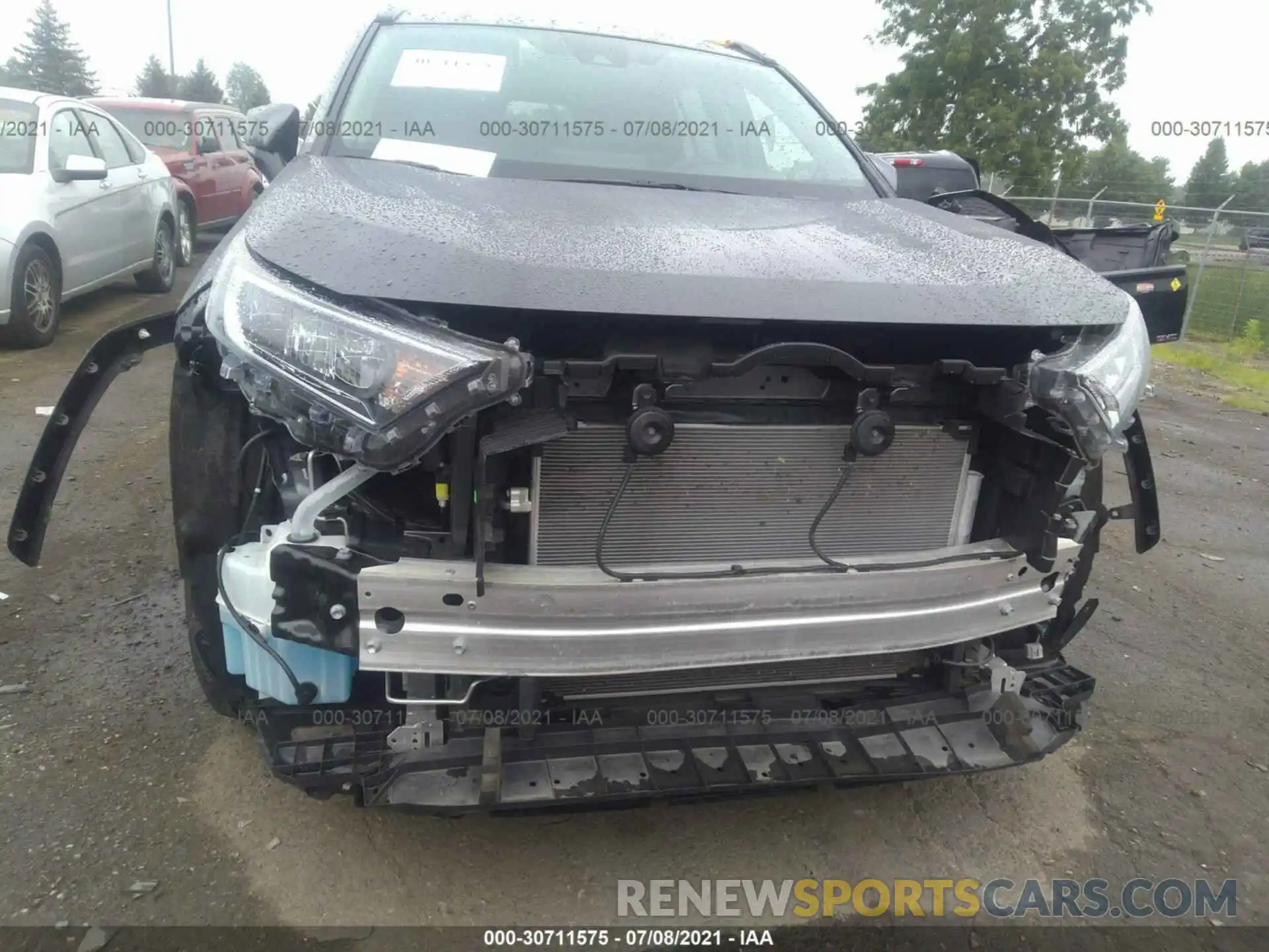 6 Photograph of a damaged car 2T3P1RFV2LC105823 TOYOTA RAV4 2020