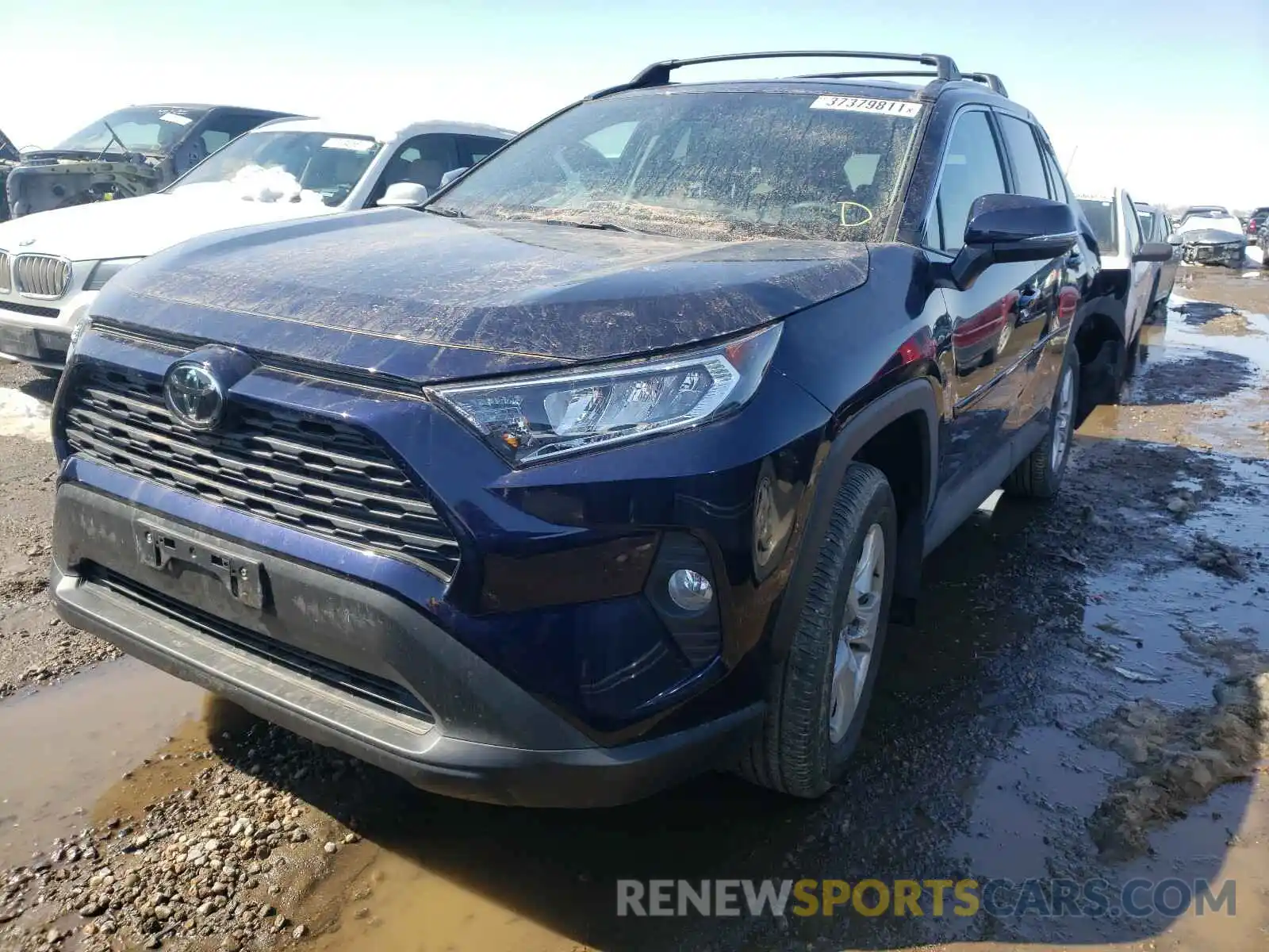 2 Photograph of a damaged car 2T3P1RFV2LC116613 TOYOTA RAV4 2020