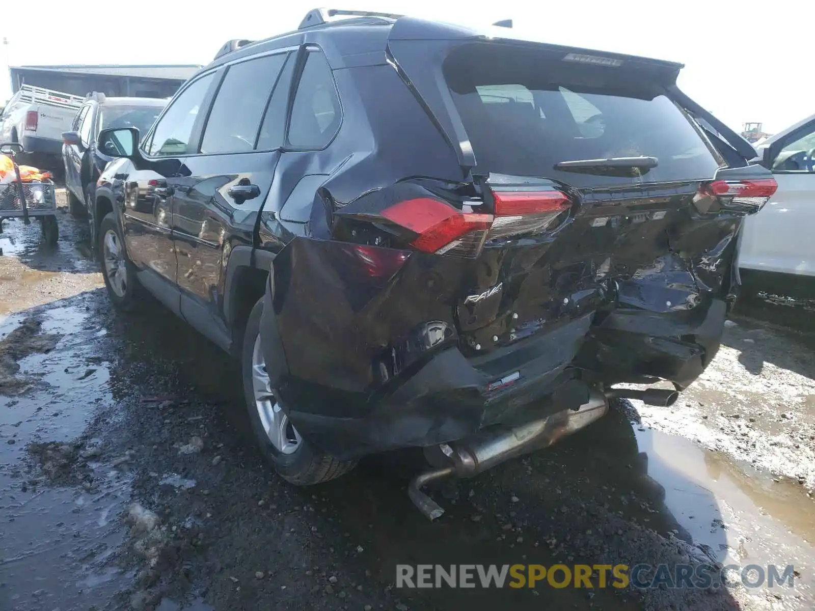 3 Photograph of a damaged car 2T3P1RFV2LC116613 TOYOTA RAV4 2020