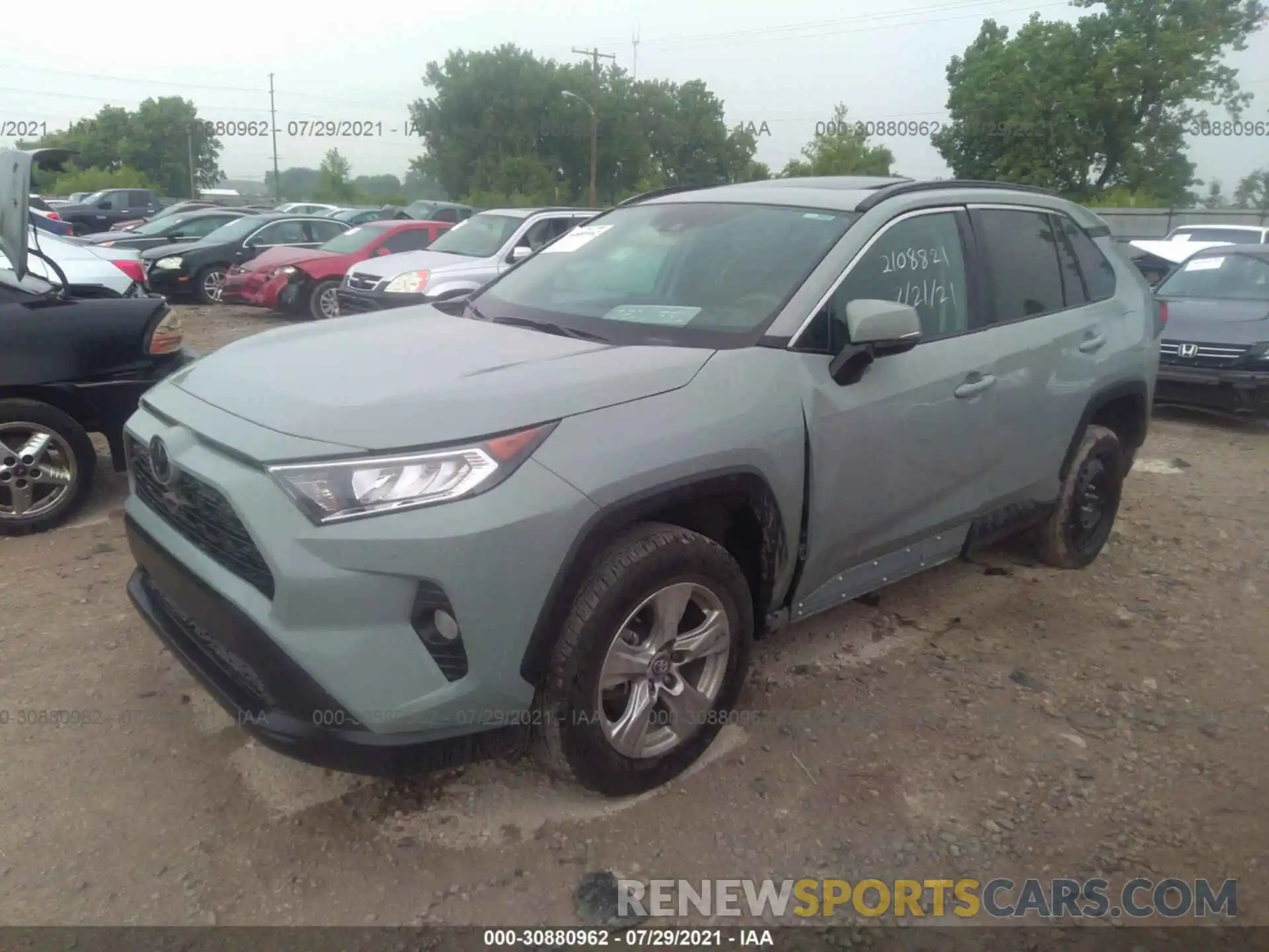 2 Фотография поврежденного автомобиля 2T3P1RFV2LC117468 TOYOTA RAV4 2020