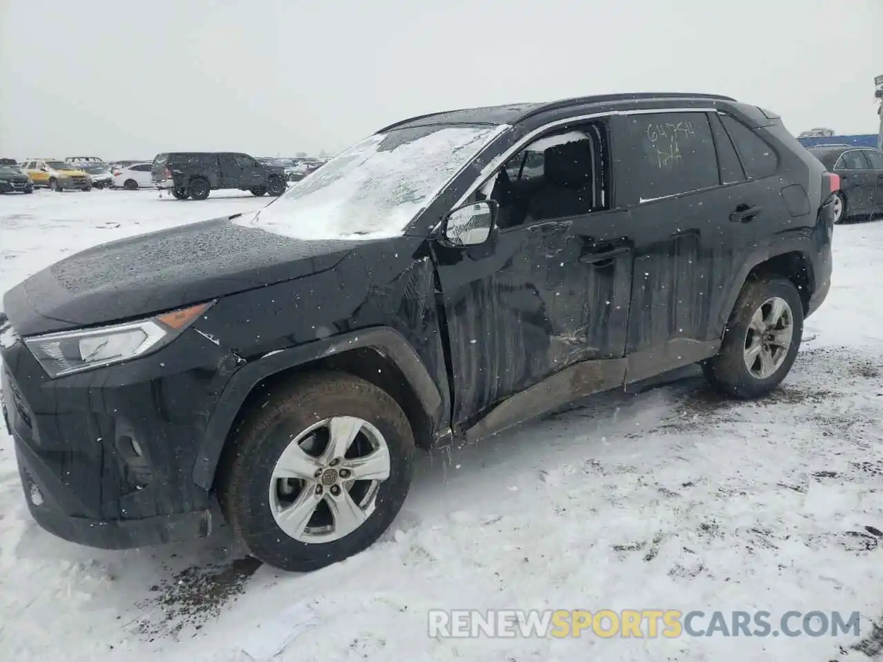 9 Photograph of a damaged car 2T3P1RFV2LC121486 TOYOTA RAV4 2020