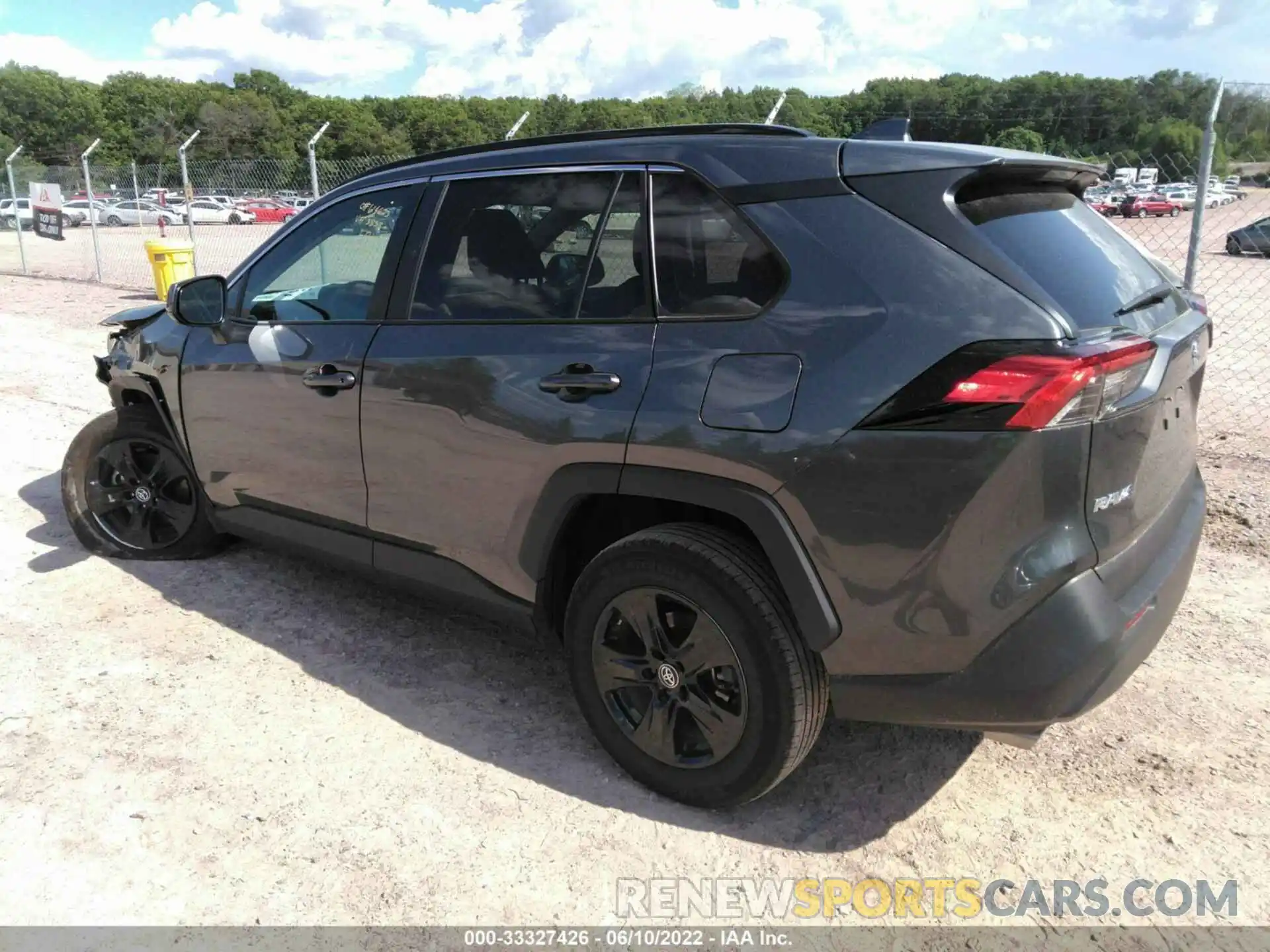 3 Photograph of a damaged car 2T3P1RFV2LC123853 TOYOTA RAV4 2020