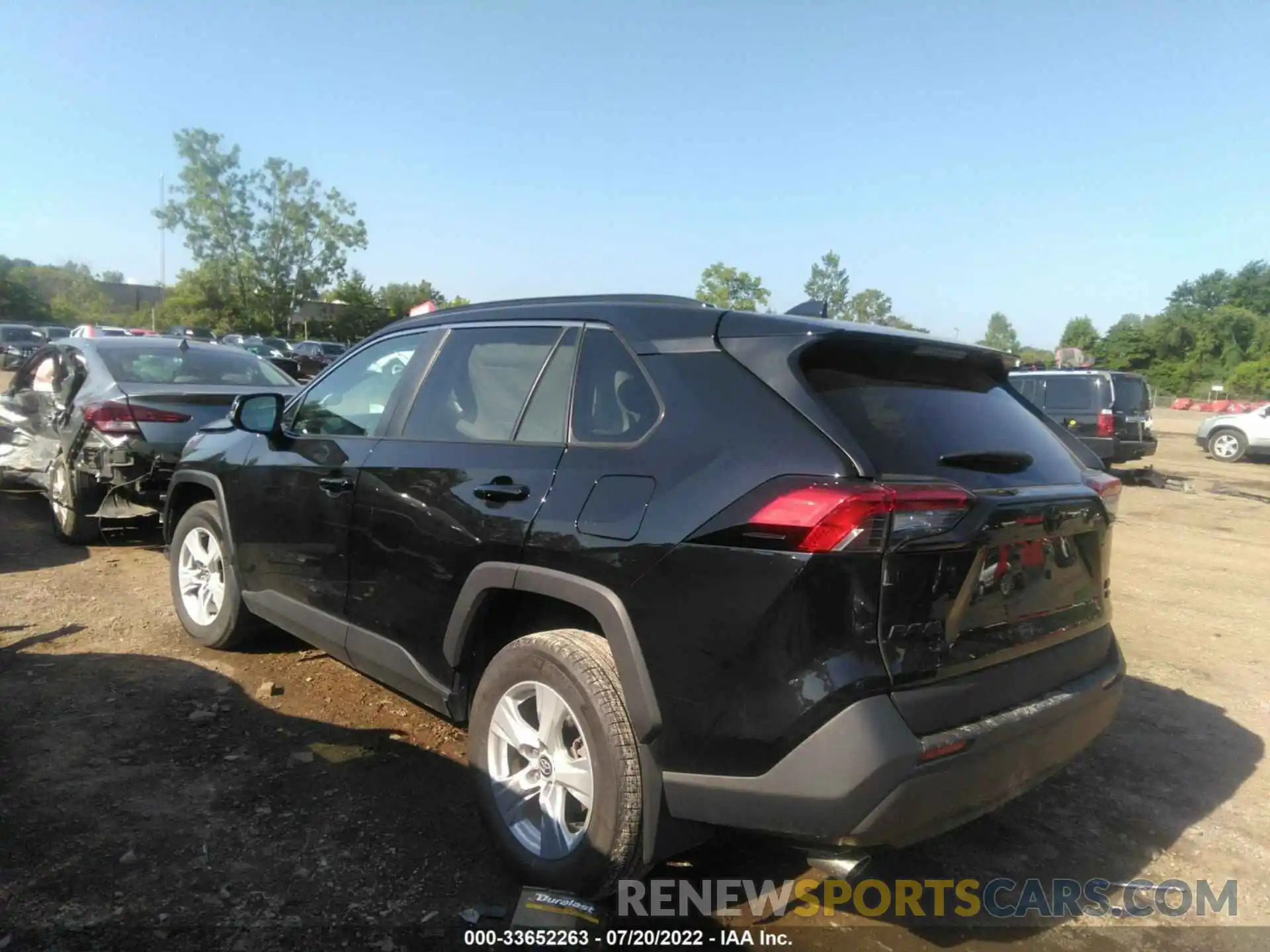 3 Фотография поврежденного автомобиля 2T3P1RFV2LC133119 TOYOTA RAV4 2020