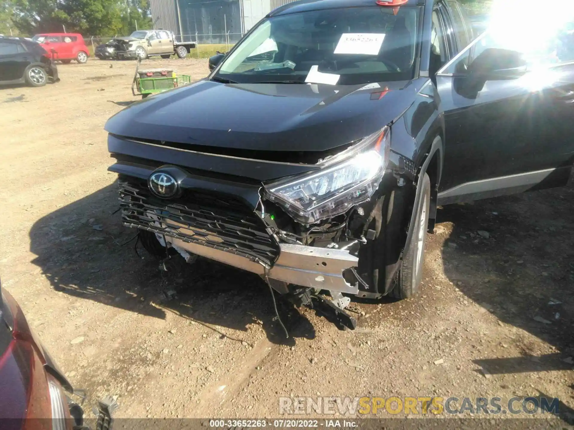 6 Photograph of a damaged car 2T3P1RFV2LC133119 TOYOTA RAV4 2020