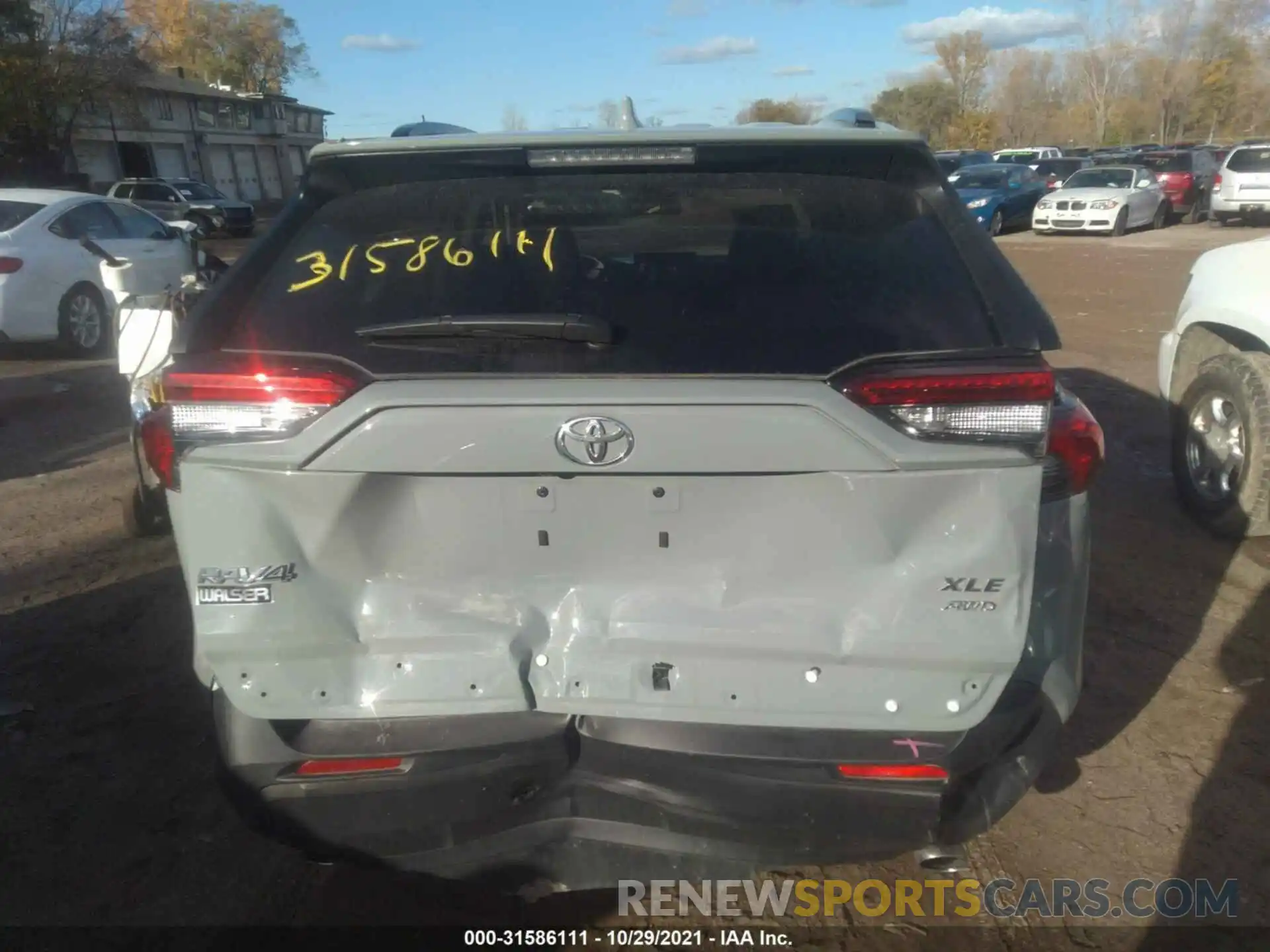 6 Photograph of a damaged car 2T3P1RFV2LW097608 TOYOTA RAV4 2020