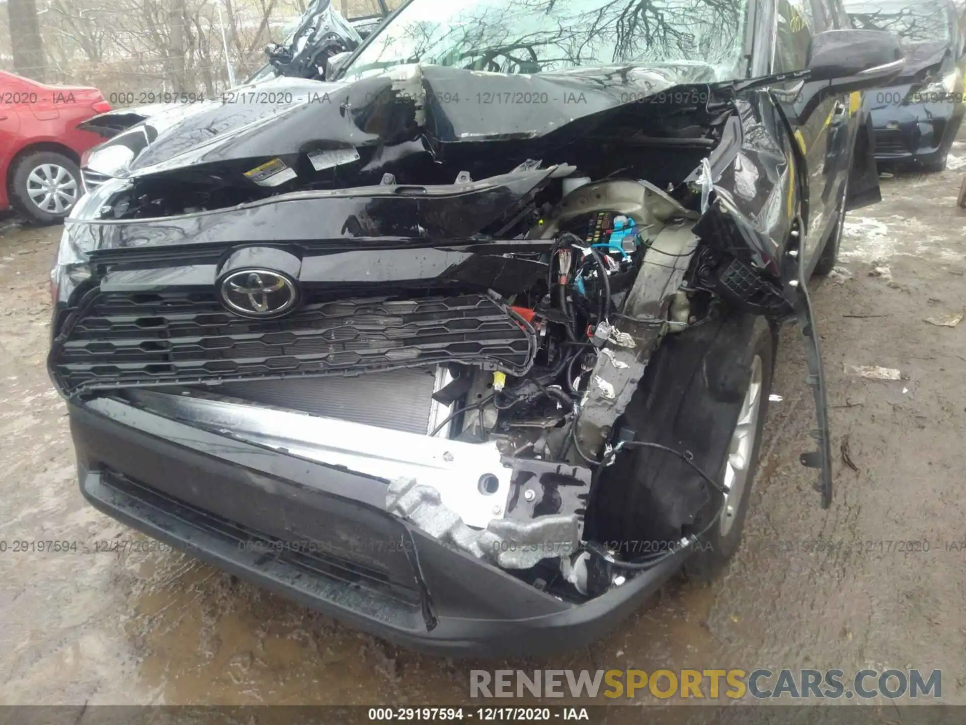 6 Photograph of a damaged car 2T3P1RFV2LW098810 TOYOTA RAV4 2020