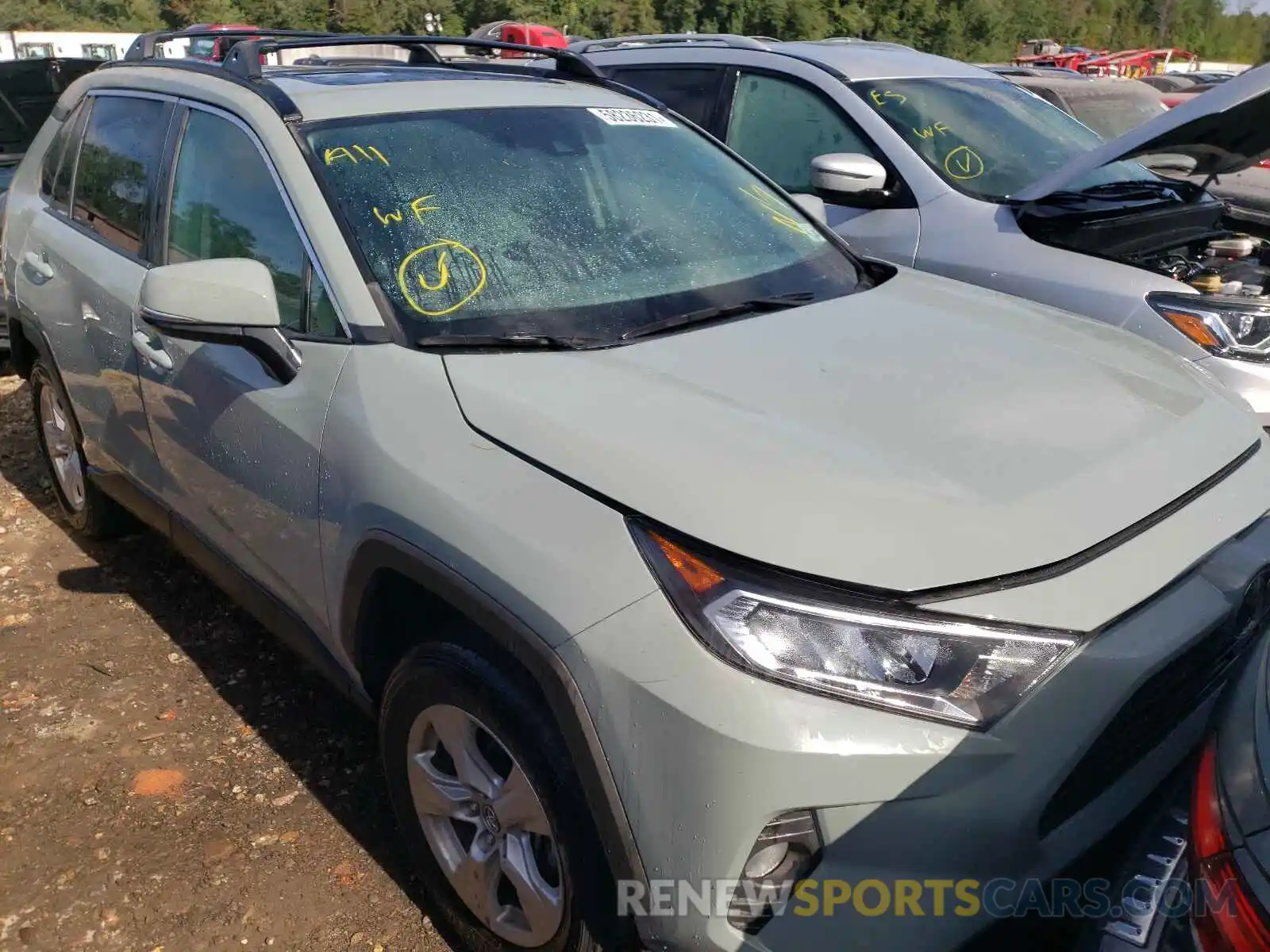 1 Фотография поврежденного автомобиля 2T3P1RFV2LW114472 TOYOTA RAV4 2020