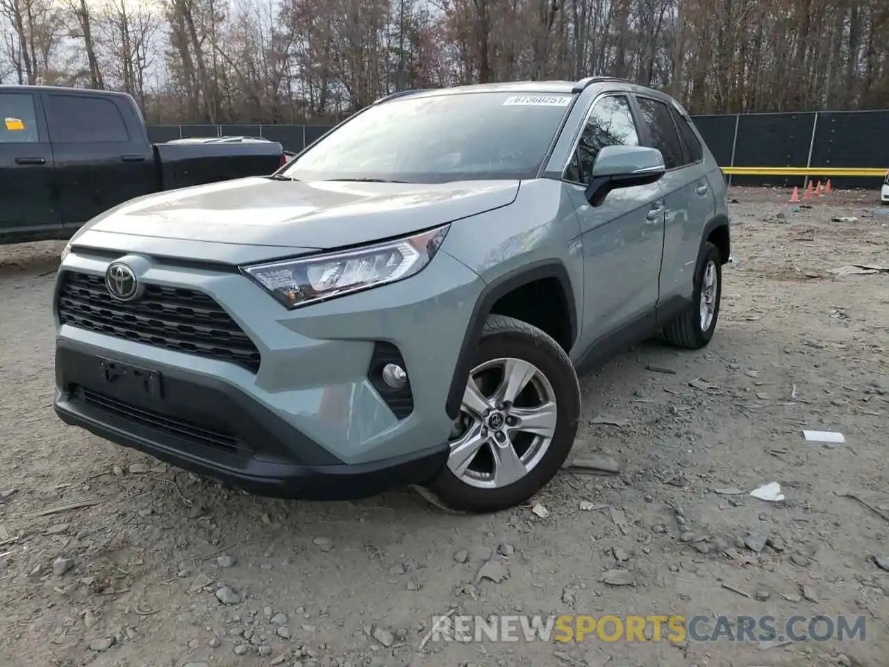 2 Фотография поврежденного автомобиля 2T3P1RFV2LW137704 TOYOTA RAV4 2020