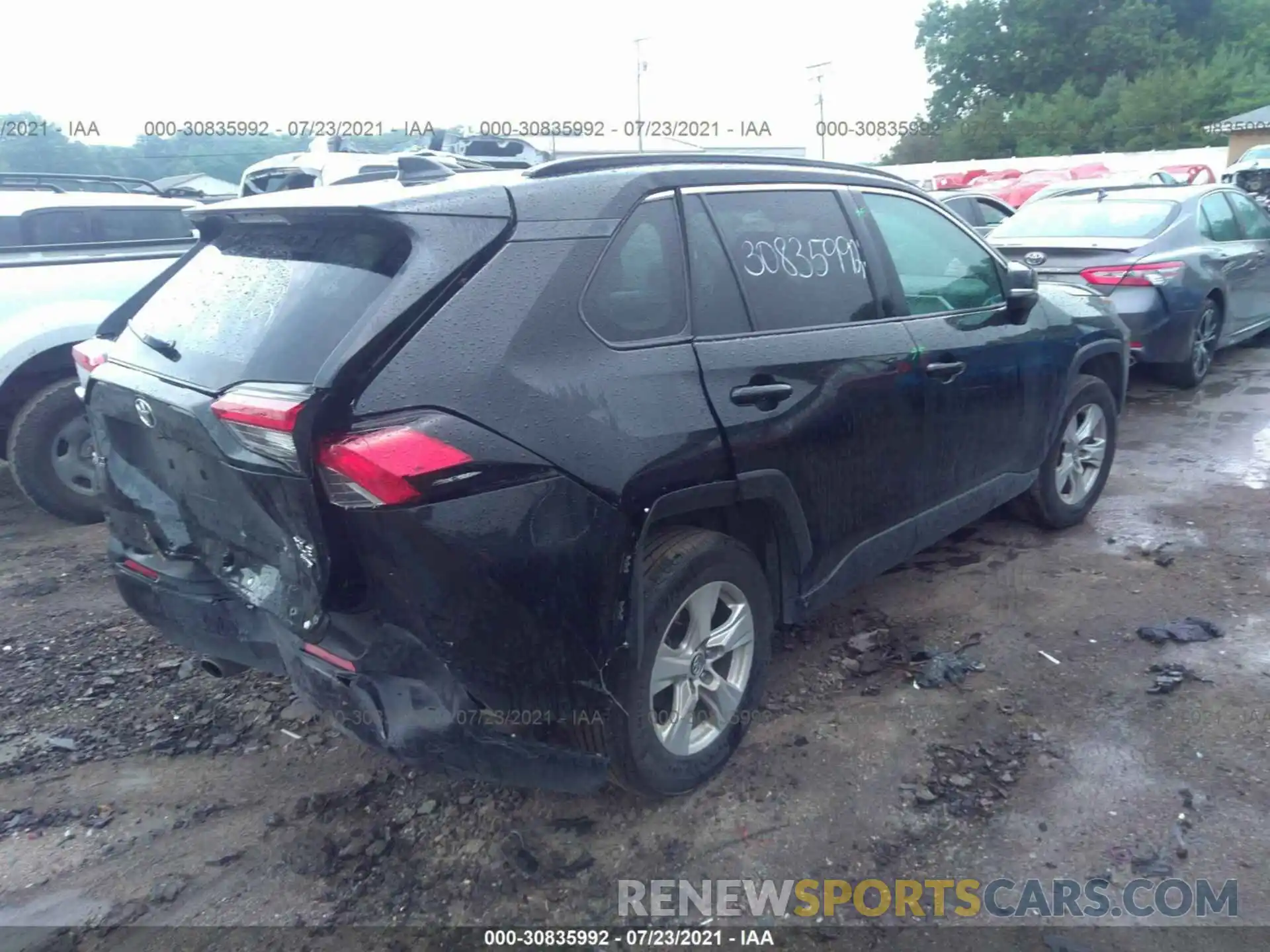 4 Photograph of a damaged car 2T3P1RFV3LC062738 TOYOTA RAV4 2020