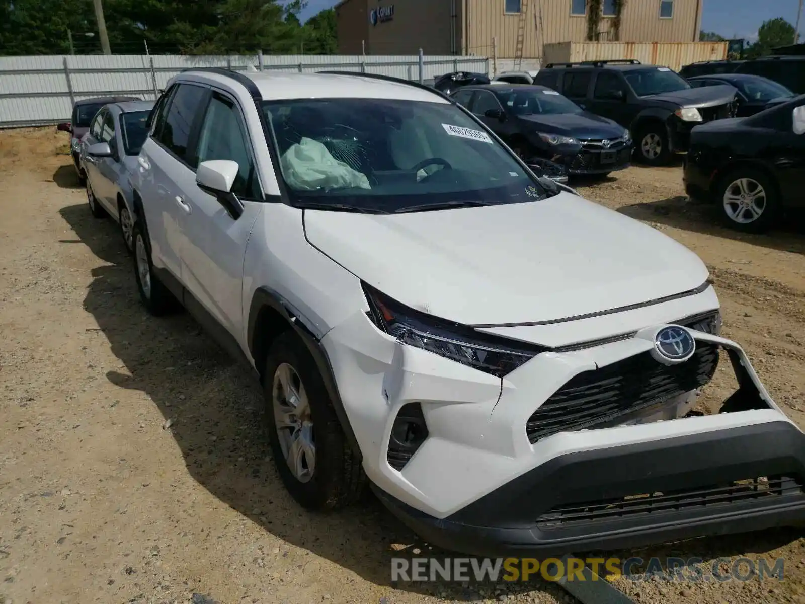 1 Photograph of a damaged car 2T3P1RFV3LC063002 TOYOTA RAV4 2020