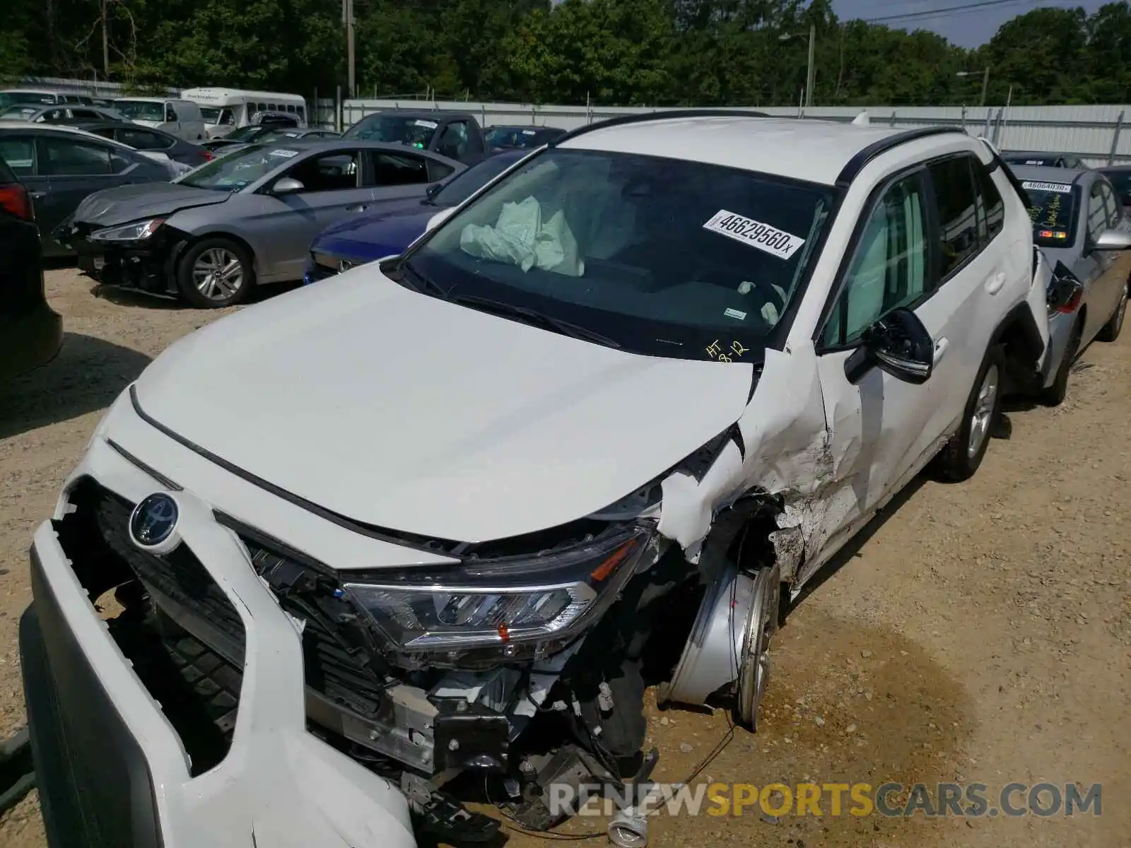 2 Photograph of a damaged car 2T3P1RFV3LC063002 TOYOTA RAV4 2020