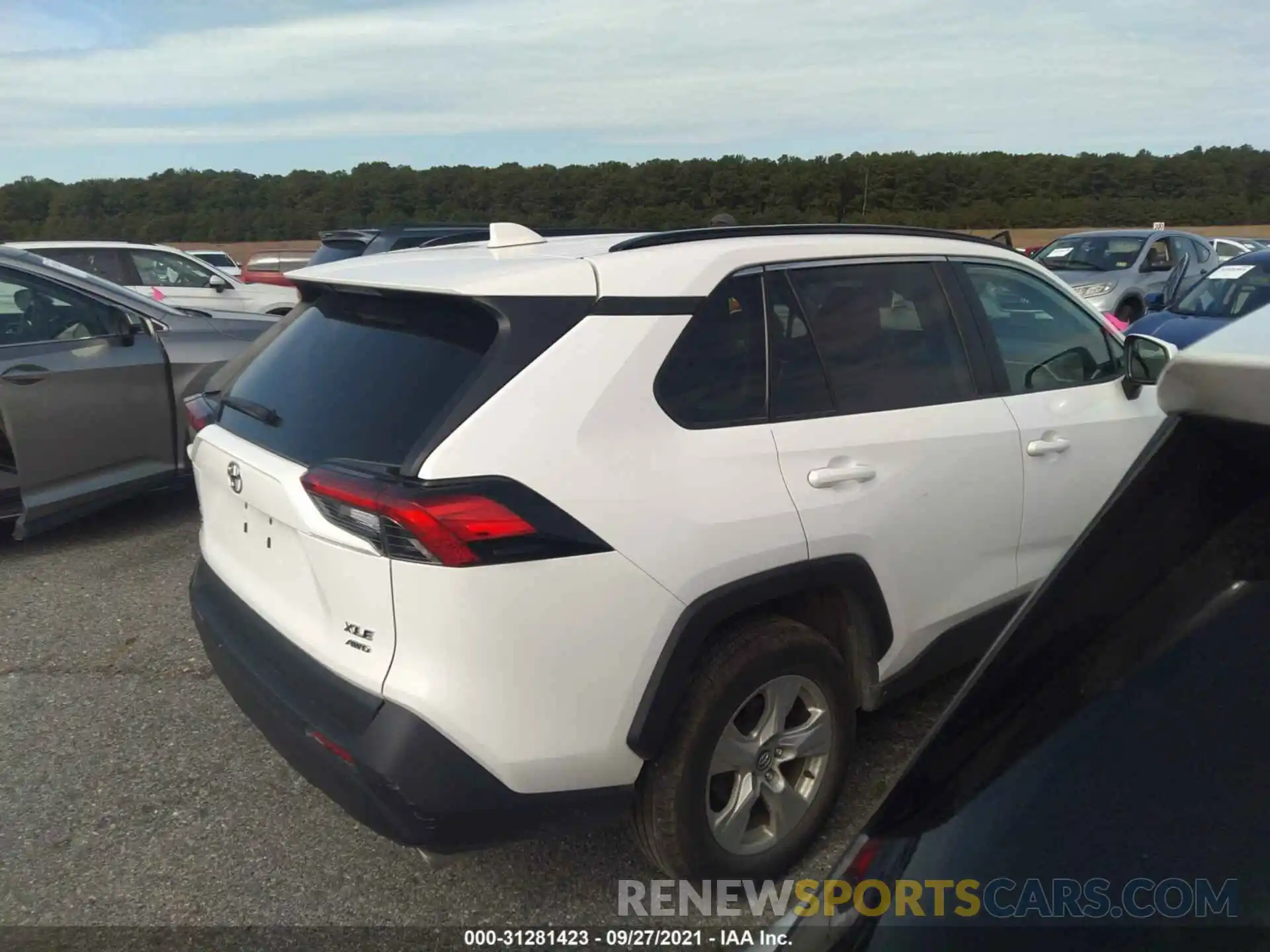 4 Photograph of a damaged car 2T3P1RFV3LC065171 TOYOTA RAV4 2020