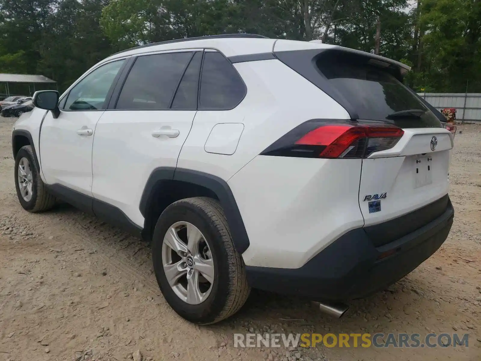 3 Photograph of a damaged car 2T3P1RFV3LC065851 TOYOTA RAV4 2020