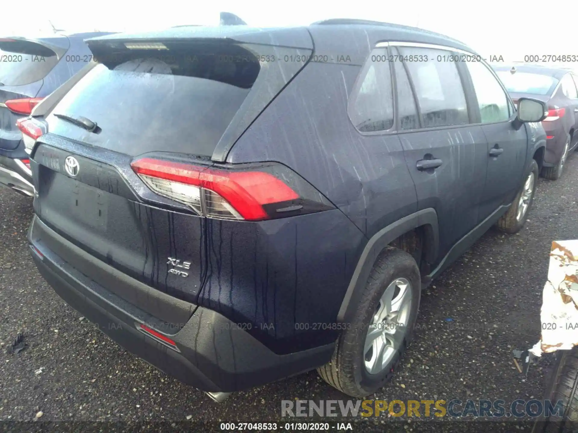 4 Photograph of a damaged car 2T3P1RFV3LC074744 TOYOTA RAV4 2020