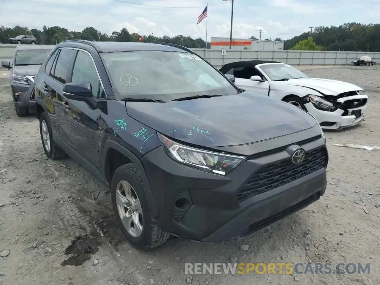 1 Photograph of a damaged car 2T3P1RFV3LC080821 TOYOTA RAV4 2020