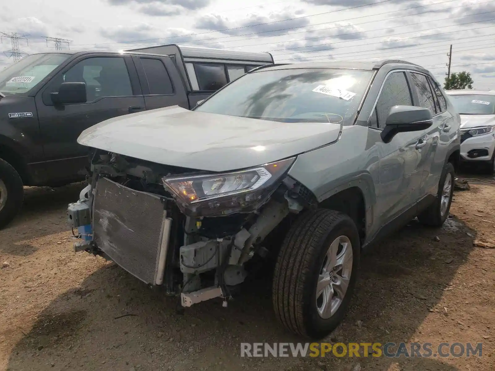 2 Photograph of a damaged car 2T3P1RFV3LC083198 TOYOTA RAV4 2020