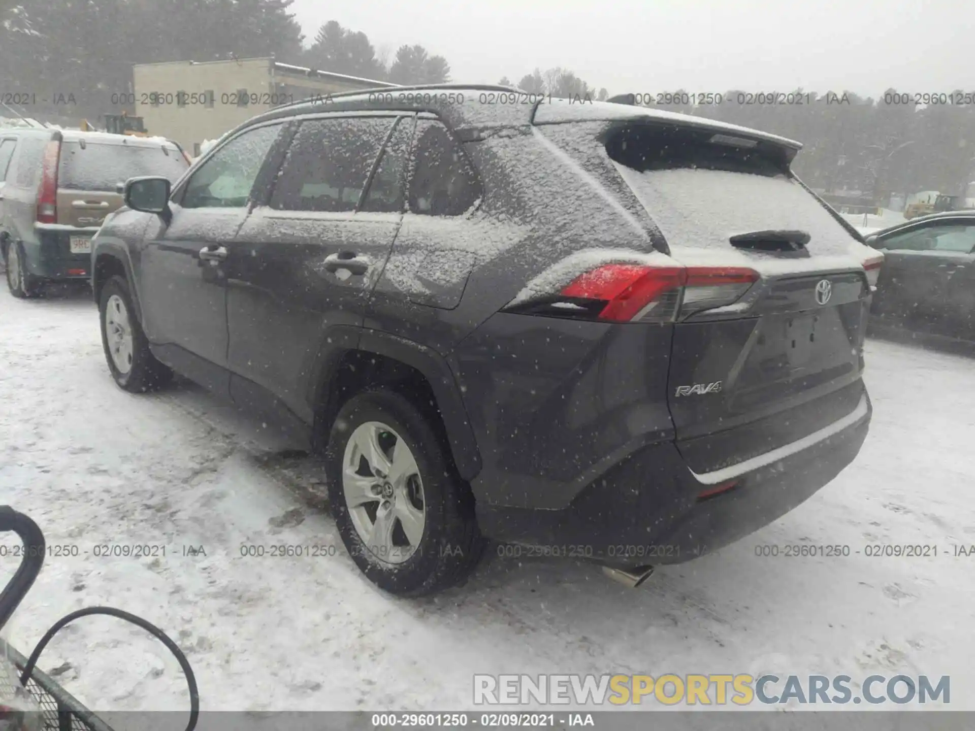 3 Photograph of a damaged car 2T3P1RFV3LC087977 TOYOTA RAV4 2020