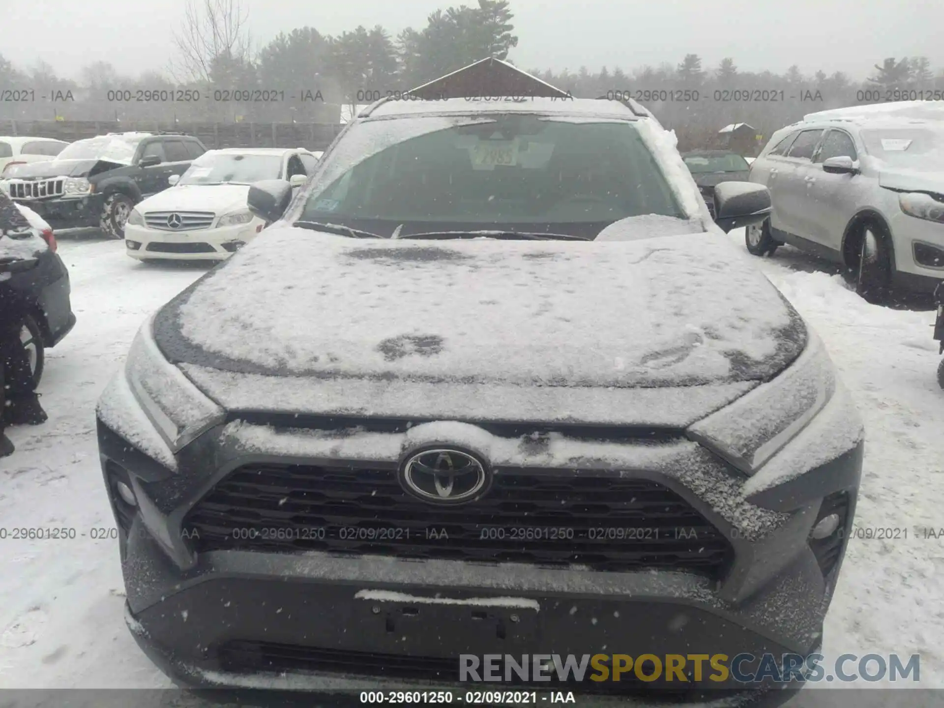 6 Photograph of a damaged car 2T3P1RFV3LC087977 TOYOTA RAV4 2020