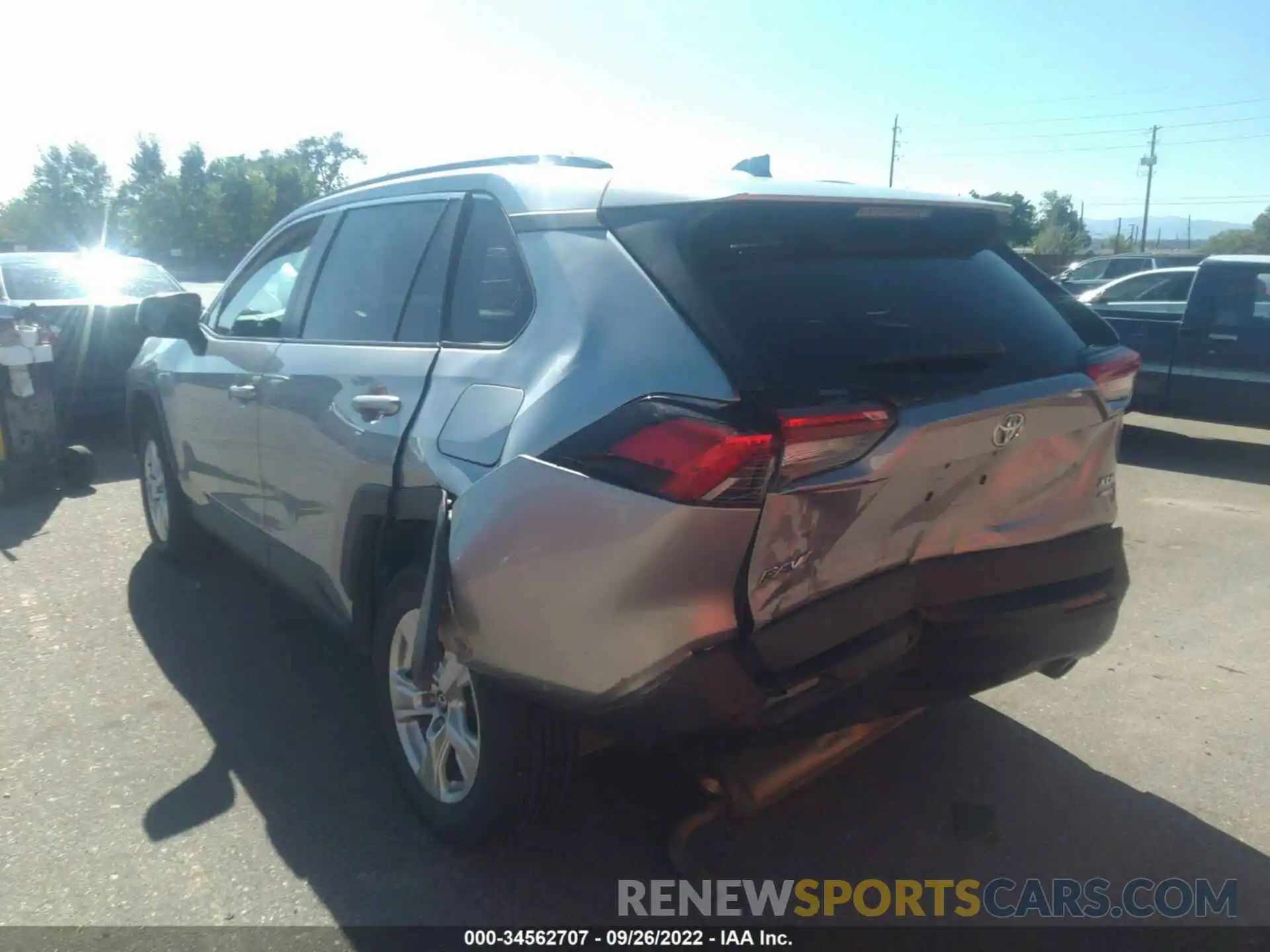 3 Photograph of a damaged car 2T3P1RFV3LC089907 TOYOTA RAV4 2020