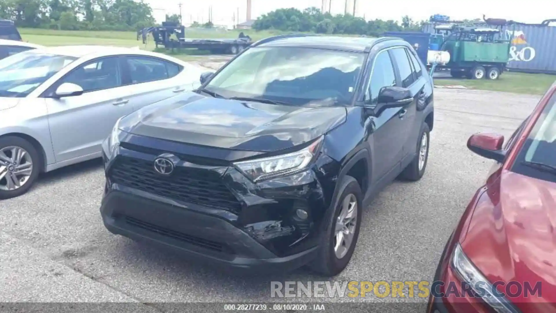 1 Photograph of a damaged car 2T3P1RFV3LC090295 TOYOTA RAV4 2020