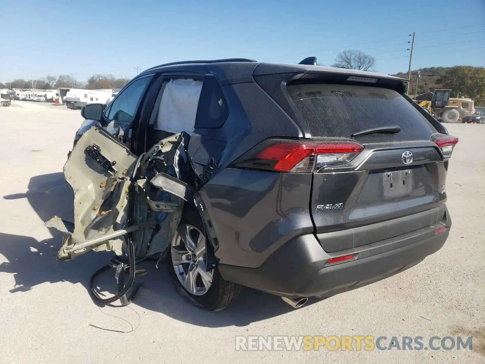 3 Photograph of a damaged car 2T3P1RFV3LC090376 TOYOTA RAV4 2020