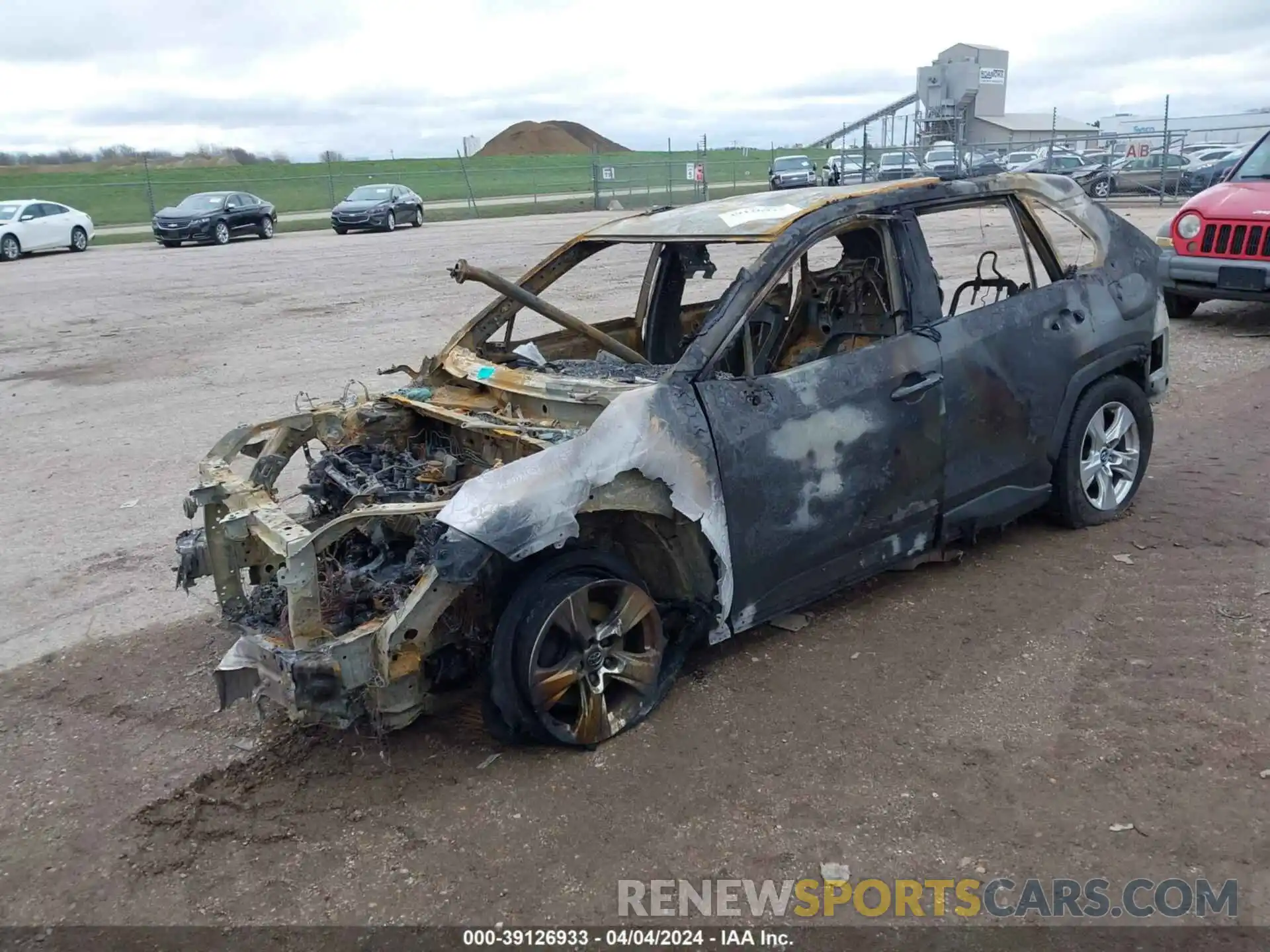 2 Photograph of a damaged car 2T3P1RFV3LC091673 TOYOTA RAV4 2020