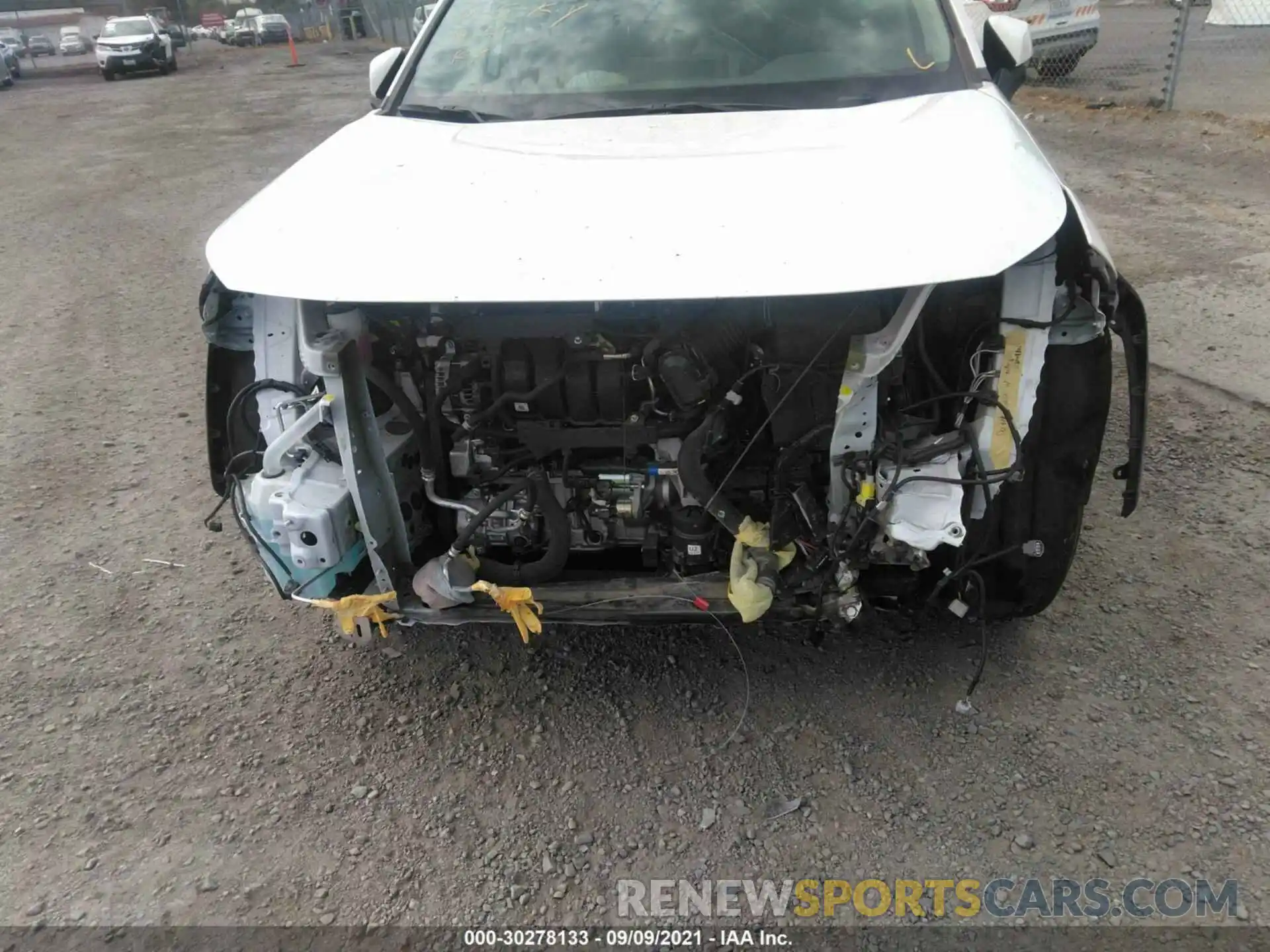 6 Photograph of a damaged car 2T3P1RFV3LC120055 TOYOTA RAV4 2020