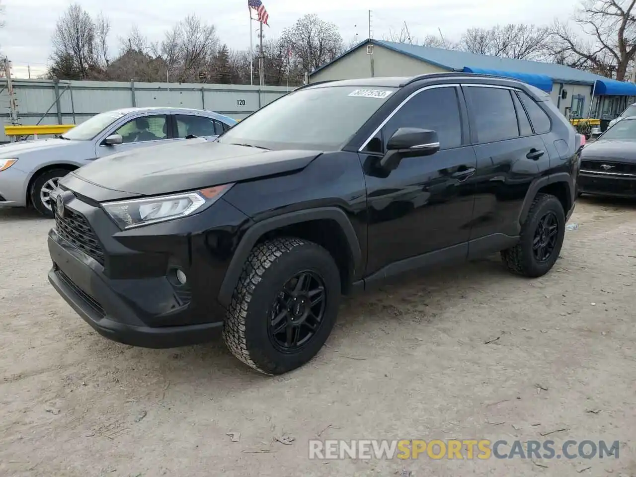 1 Photograph of a damaged car 2T3P1RFV3LC125045 TOYOTA RAV4 2020