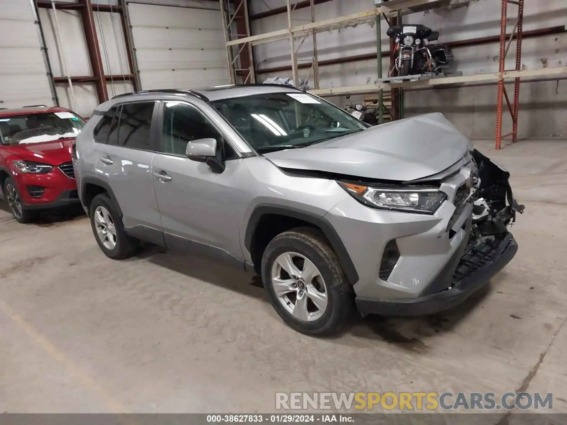 1 Photograph of a damaged car 2T3P1RFV3LC131671 TOYOTA RAV4 2020