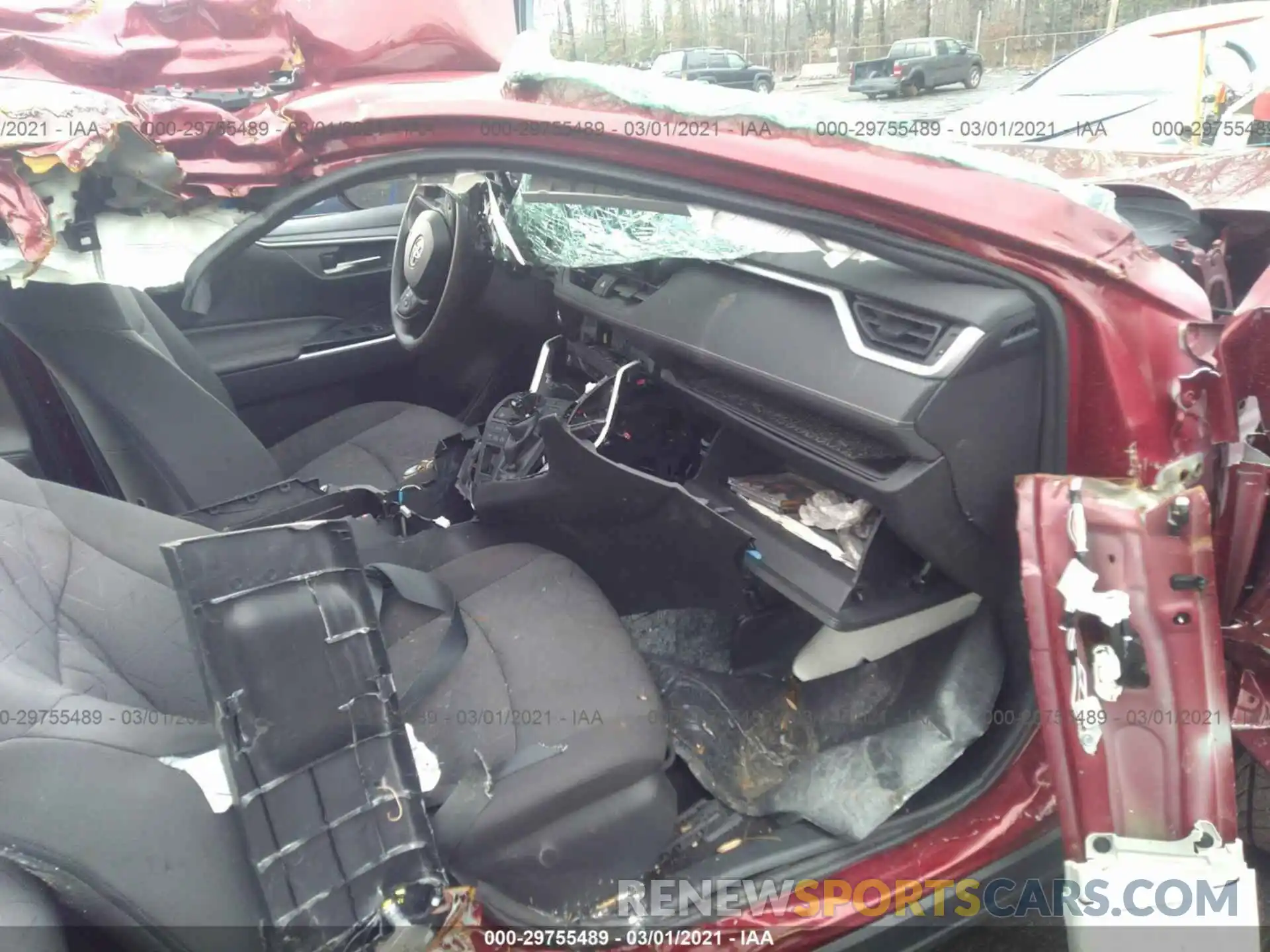 5 Photograph of a damaged car 2T3P1RFV3LW113220 TOYOTA RAV4 2020