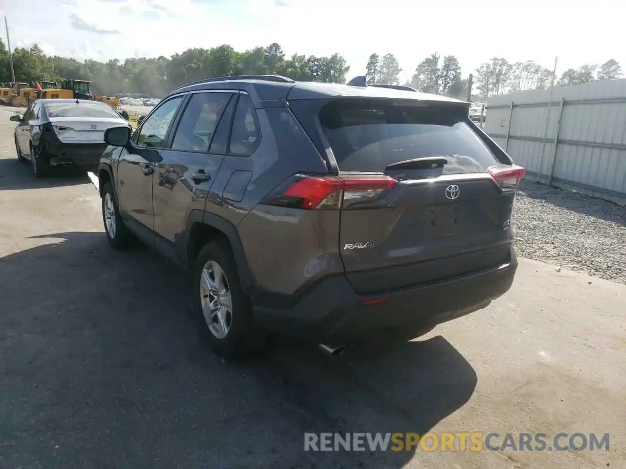 3 Photograph of a damaged car 2T3P1RFV3LW124038 TOYOTA RAV4 2020