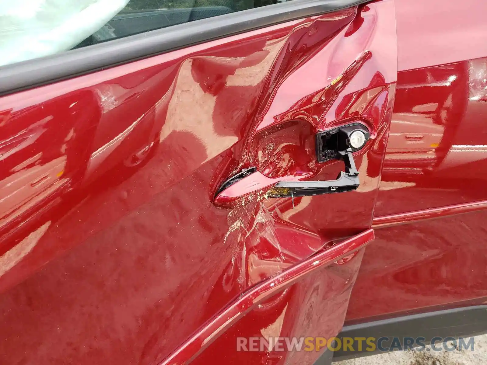 10 Photograph of a damaged car 2T3P1RFV3LW134083 TOYOTA RAV4 2020