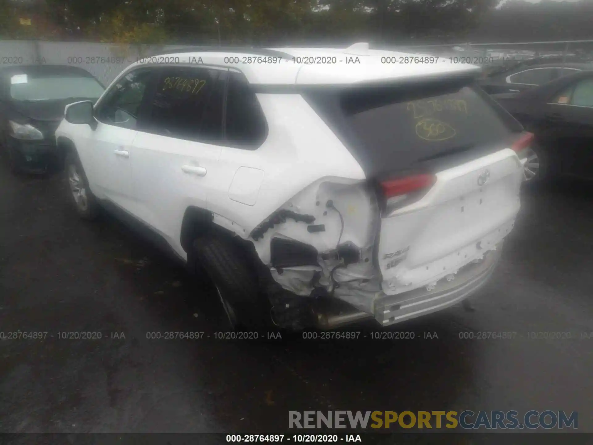 3 Photograph of a damaged car 2T3P1RFV4LC063218 TOYOTA RAV4 2020