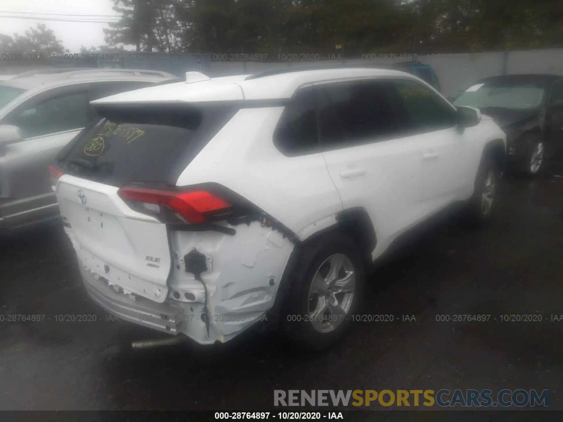 4 Photograph of a damaged car 2T3P1RFV4LC063218 TOYOTA RAV4 2020