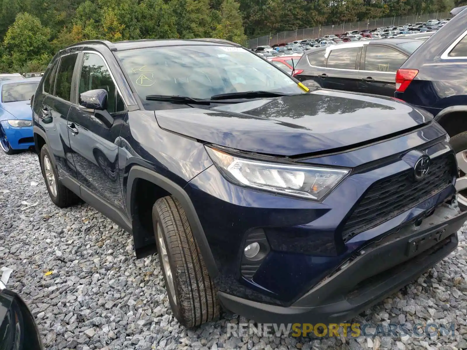 1 Photograph of a damaged car 2T3P1RFV4LC071299 TOYOTA RAV4 2020