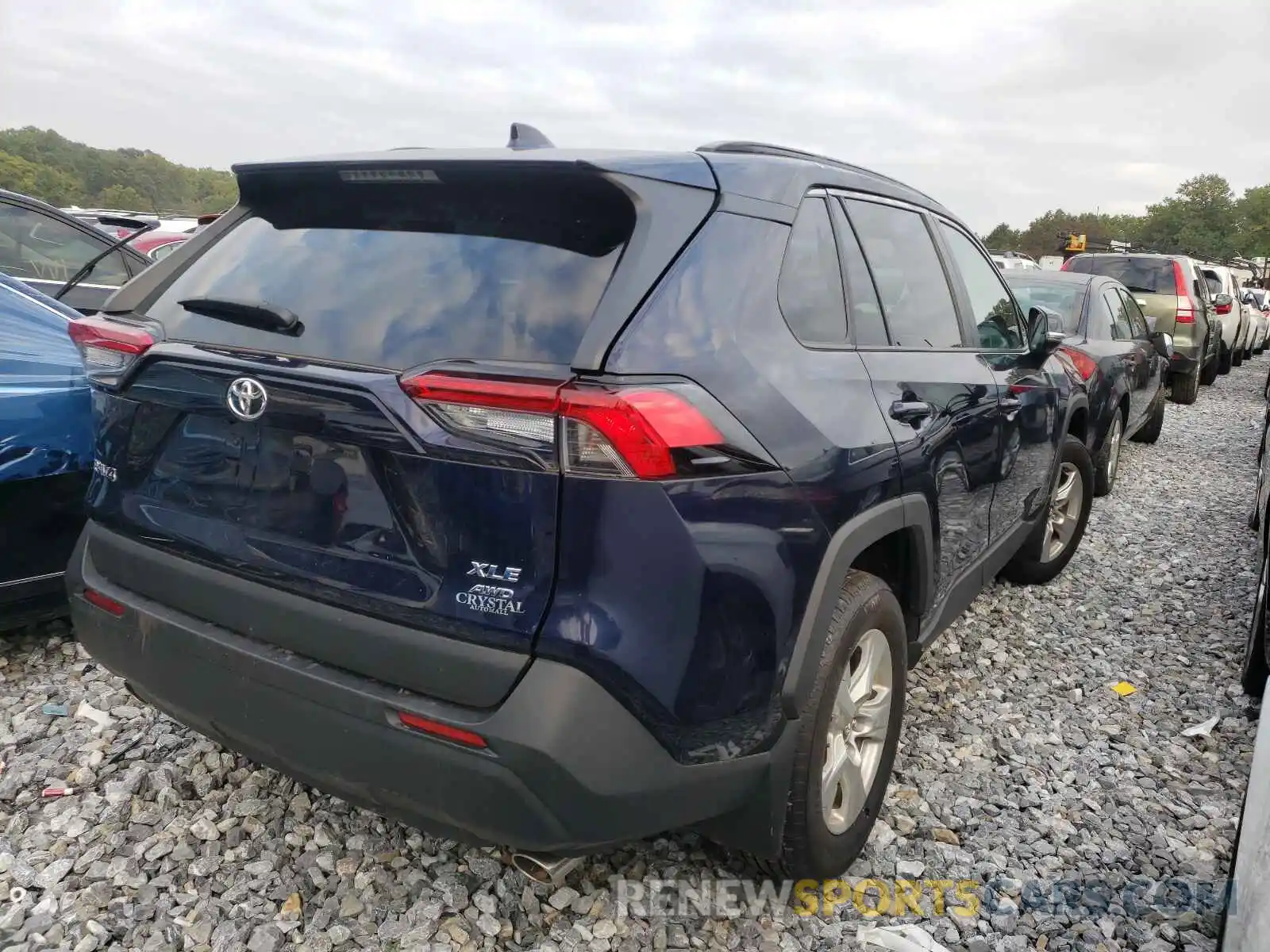 4 Photograph of a damaged car 2T3P1RFV4LC071299 TOYOTA RAV4 2020