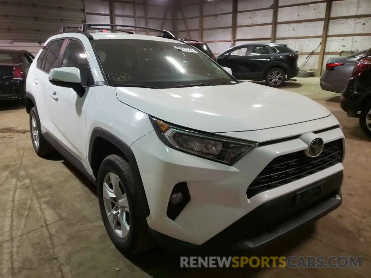 1 Photograph of a damaged car 2T3P1RFV4LC073960 TOYOTA RAV4 2020