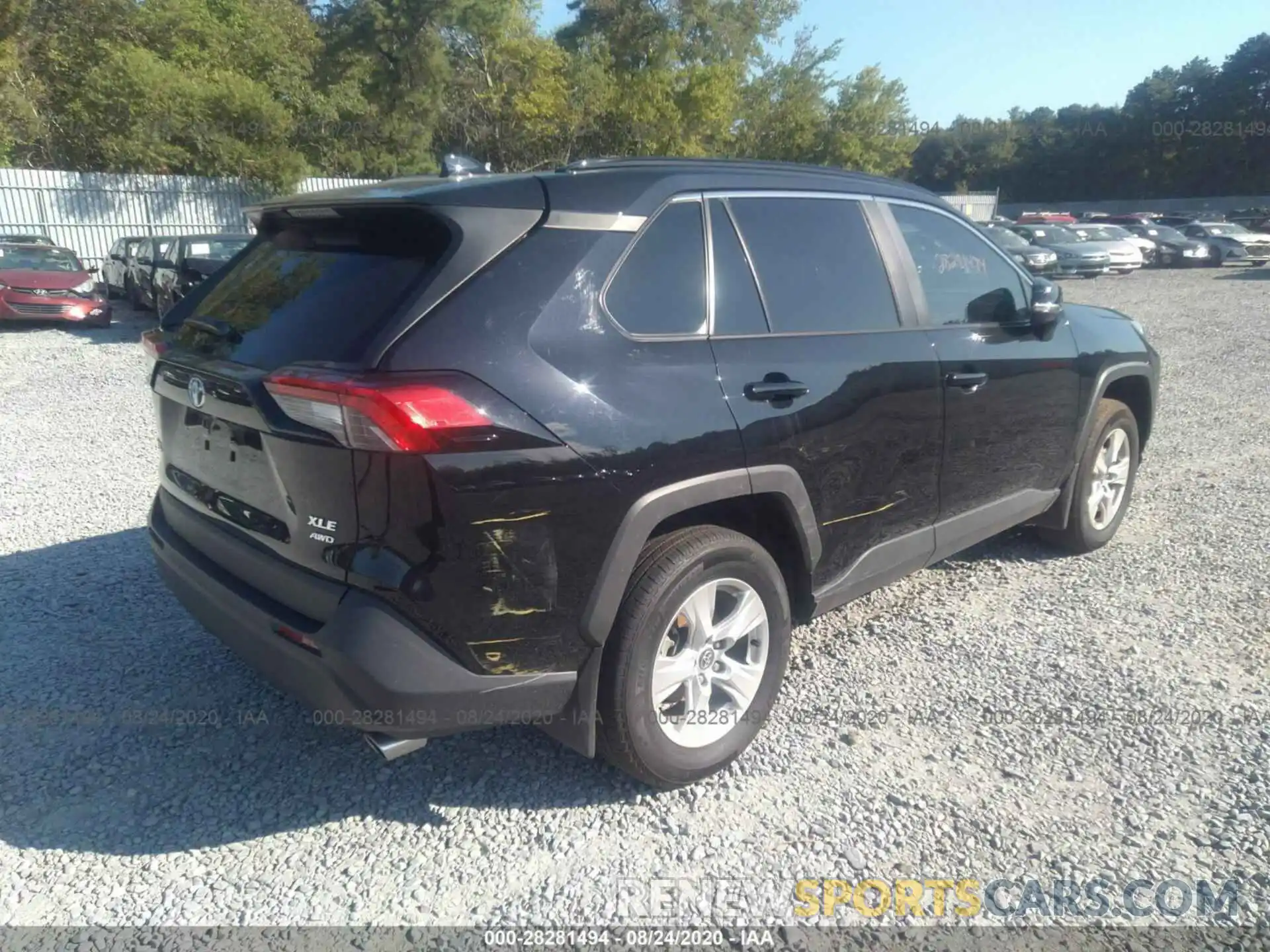 4 Photograph of a damaged car 2T3P1RFV4LC076843 TOYOTA RAV4 2020