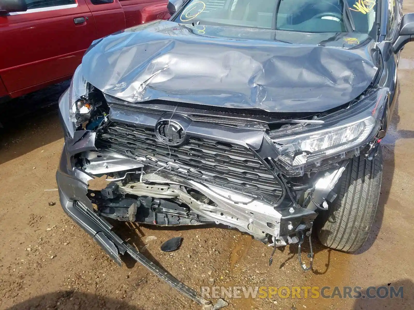 9 Photograph of a damaged car 2T3P1RFV4LC080598 TOYOTA RAV4 2020