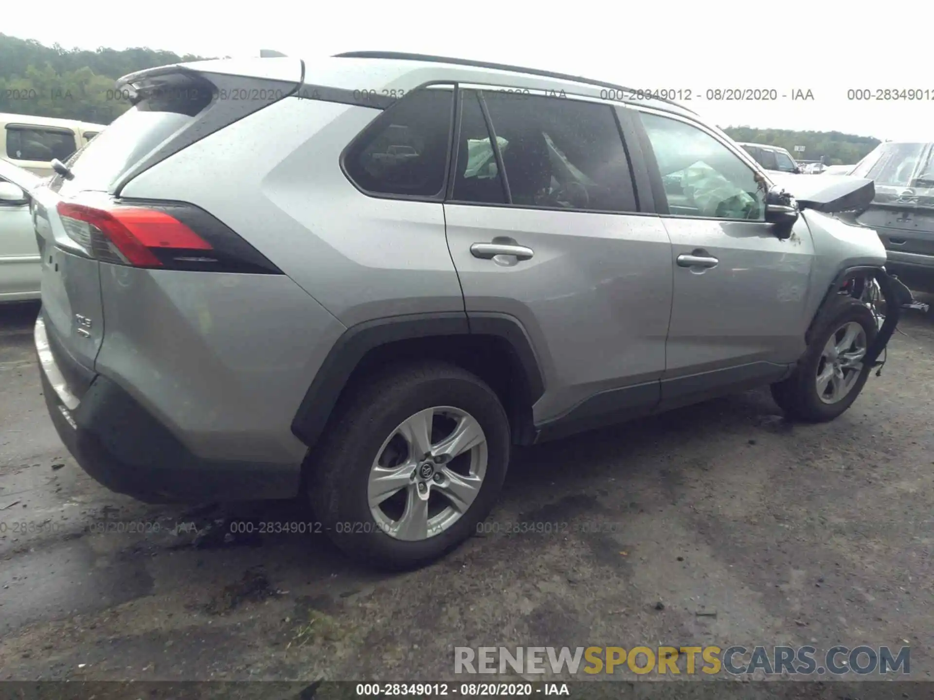 4 Photograph of a damaged car 2T3P1RFV4LC082285 TOYOTA RAV4 2020