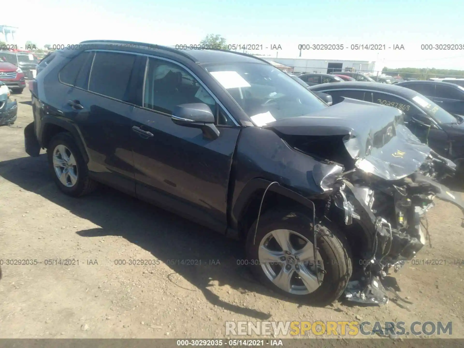 1 Photograph of a damaged car 2T3P1RFV4LC082707 TOYOTA RAV4 2020