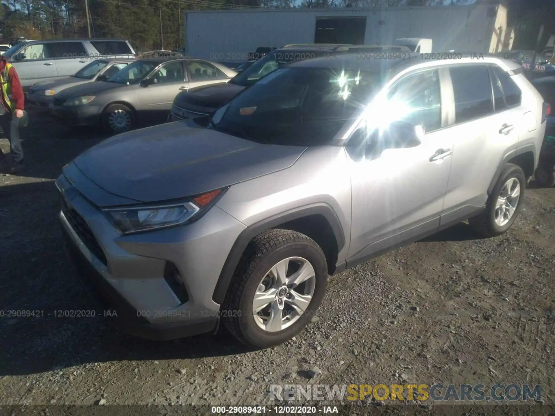 2 Photograph of a damaged car 2T3P1RFV4LC091312 TOYOTA RAV4 2020