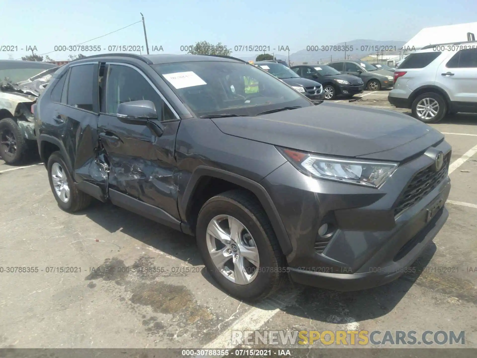 1 Photograph of a damaged car 2T3P1RFV4LC091780 TOYOTA RAV4 2020